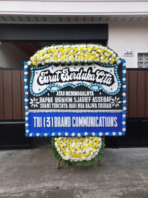 Papan Bunga Duka di Tamiang Layang